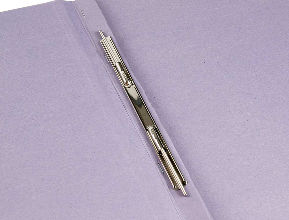 CAPA DE CARTOLINA AZUL, FOLIO COM FERRAGEM ESPECIAL