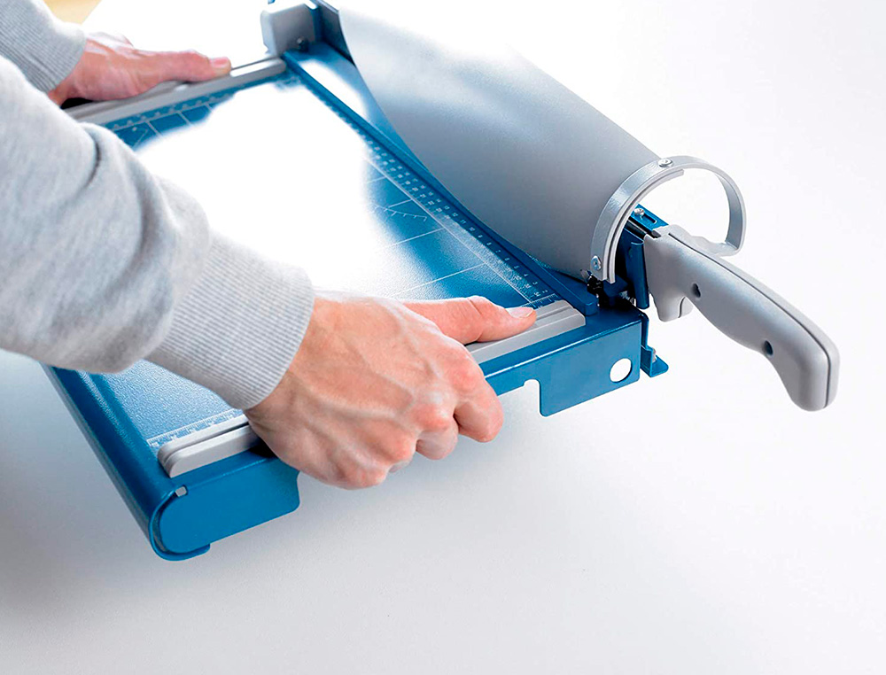 CISALHA DAHLE PROFISSIONAL PREMIUM 561 DE ALAVANCA DIN A4 METALICA CAPACIDADE DE CORTE 35 FOLHAS