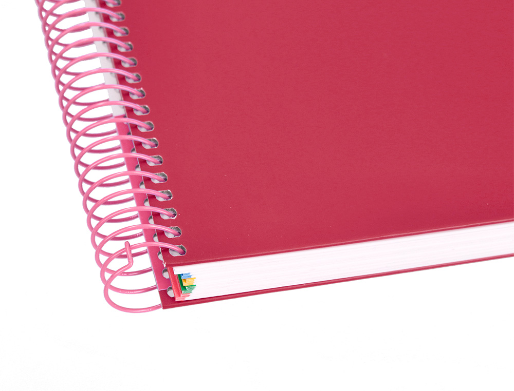 CADERNO ESPIRAL DIN A5 ANTARTIK CAPA FORRADA 120 F 100 GR QUADRICULA 5 MM 5 BANDAS COR FRAMBOESA