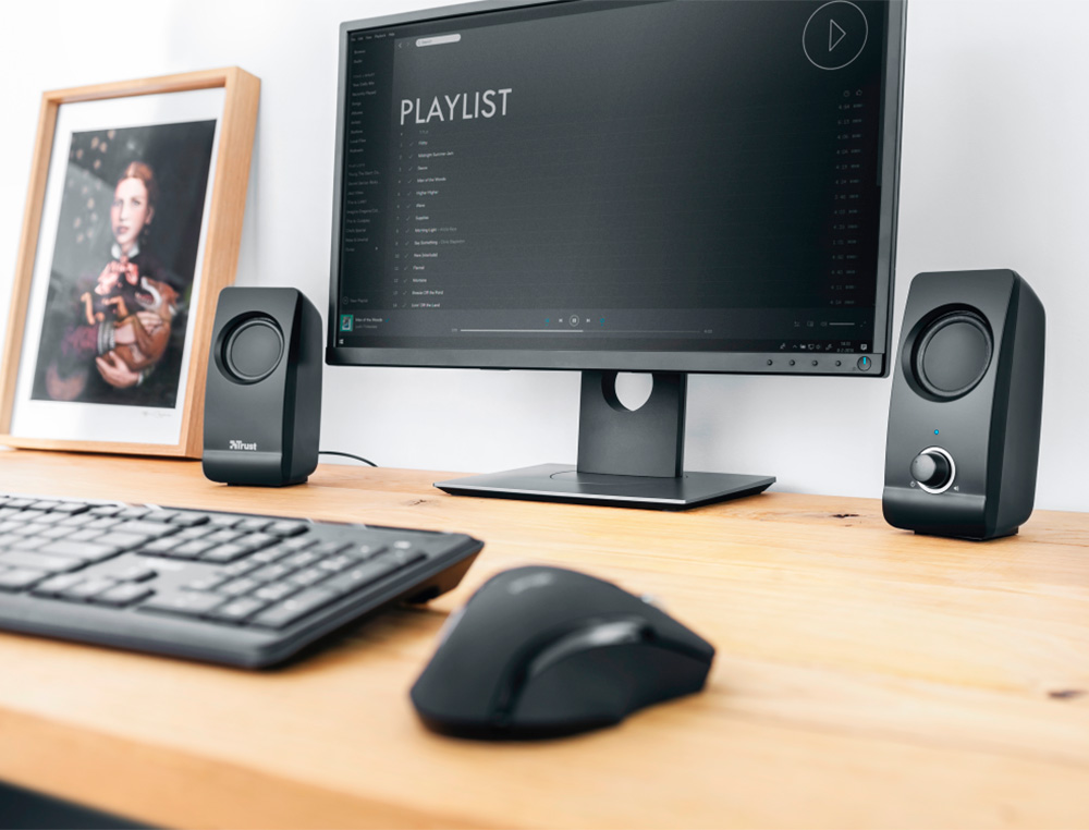 COLUNAS TRUST REMO 2.0 POTENCIA MAXIMA 16 W CONTROLO DE VOLUME CONEXAO USB 2.0 JACK 3.5 MM COR PRETO