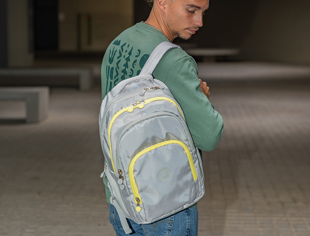 MOCHILA ANTARTIK MULTIBOLSO 19L COMPARTIMENTO PARA PORTATIL E TABLET COR CINZA 450X160X300 MM