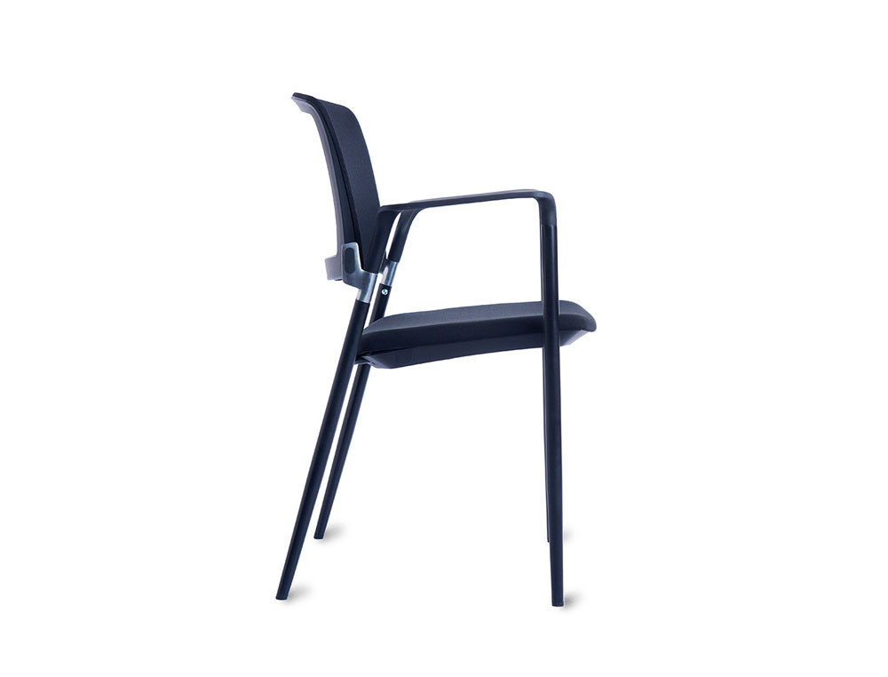 CADEIRA ROCADA CONFIDENTE BRACOS FIXOS ESTRUTURA METALICA ASSENTO TECIDO ANTI FOGO AZUL ENCOSTO MALHA 530X600X830 MM
