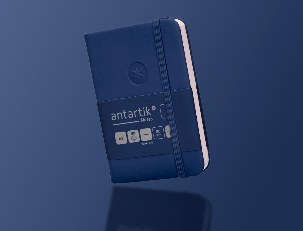 CADERNO COM ELASTICO ANTARTIK NOTES CAPA DURA A7 LISO AZUL MARINHO 80 FOLHAS 80 GR FSC