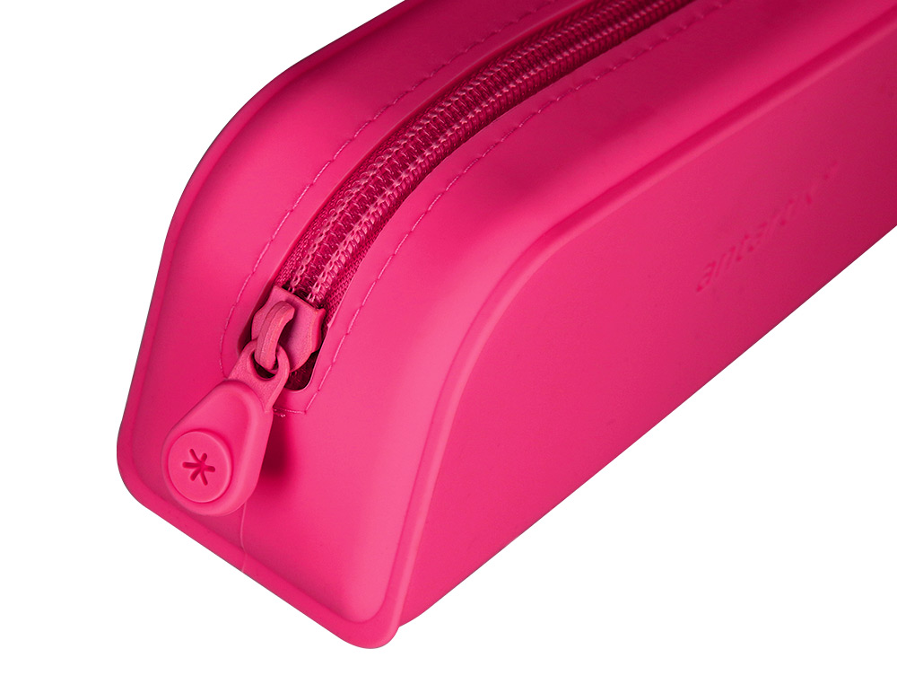 ESTOJO ESCOLAR ANTARTIK PRISMA SILICONE SOFT RETANGULAR 185X50X75 MM EXPOSITOR DE 8 UNIDADES CORES INTENSAS