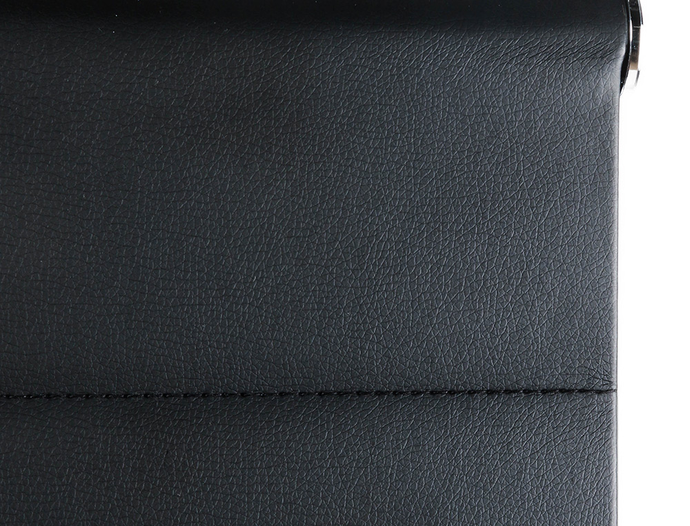 CADEIRA DE ESCRITORIO Q-CONNECT BOSA IMITACAO DE PELE BASE METALICA ALT MAX 1130 LARG 550 PROF 630 MM RODAS PREMIUM COR