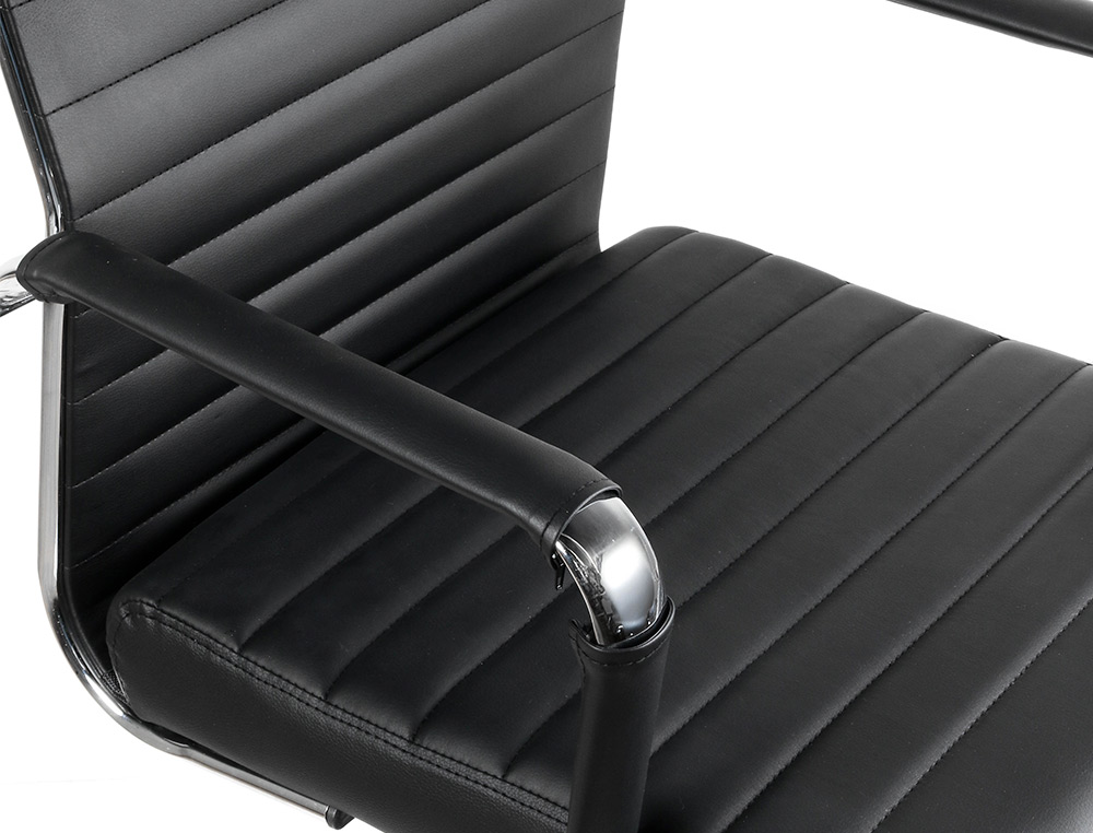 CADEIRA DE ESCRITORIO Q-CONNECT BOSA IMITACAO DE PELE BASE METALICA ALT MAX 1130 LARG 550 PROF 630 MM RODAS PREMIUM COR