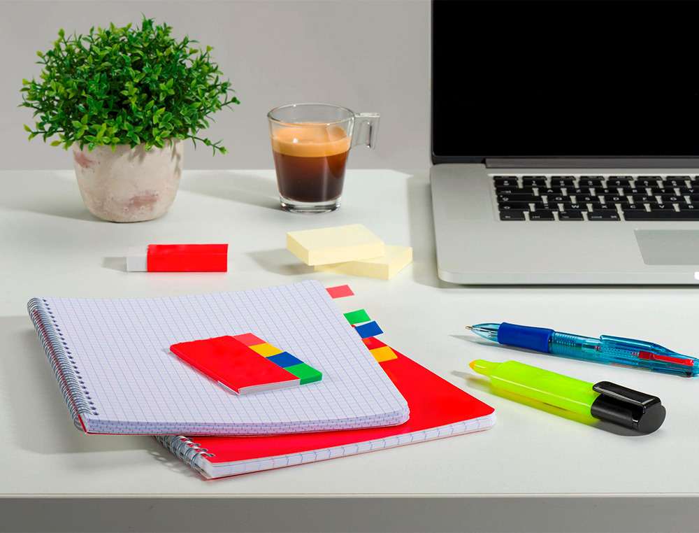 ESFEROGRAFICA Q-CONNECT 4 EM 1, COM AS CORES AZUL PRETO VERDE E VE